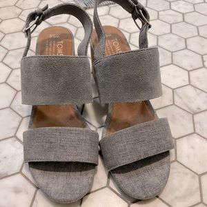 Toms Sandal Low Heel | Size 6.5